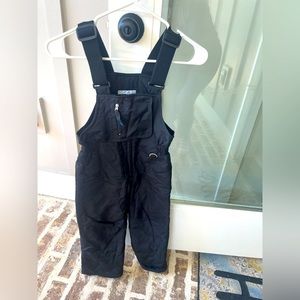 Black ski bibs